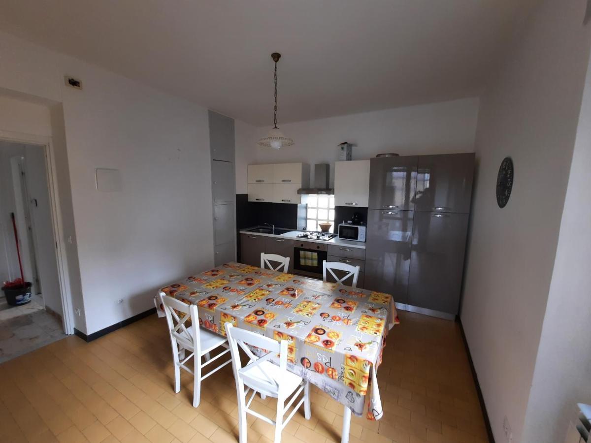 Casa Romeo Appartamento Con Posto Auto Finale Ligure Exterior foto